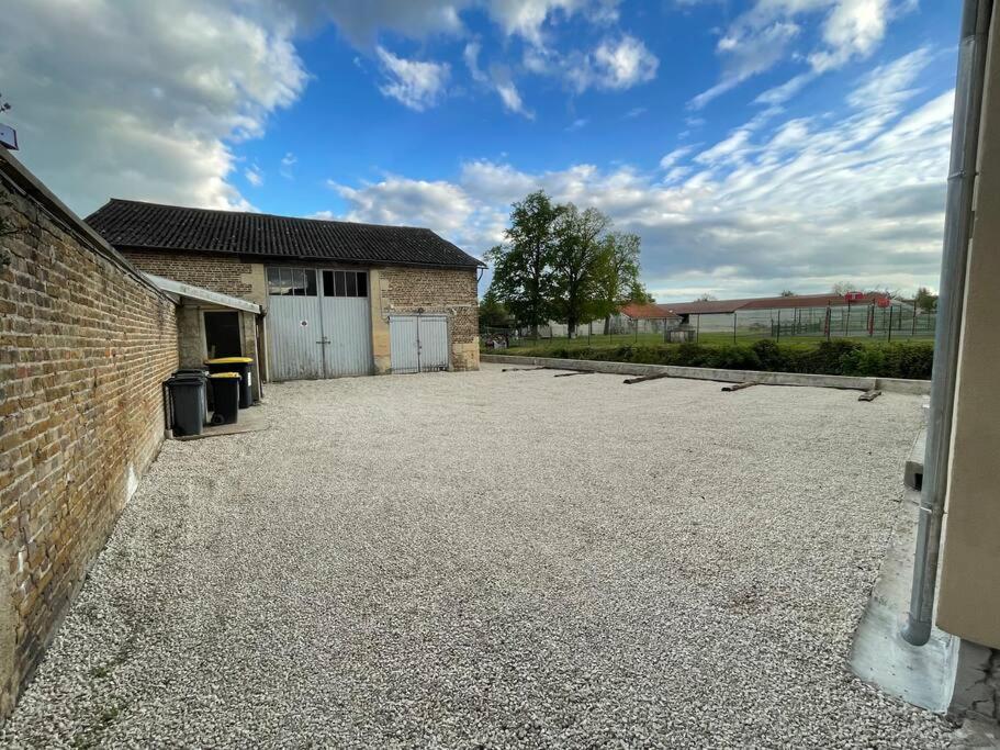 La Riviere, Appartement 3 Personnes Isles-sur-Suippe Exterior foto